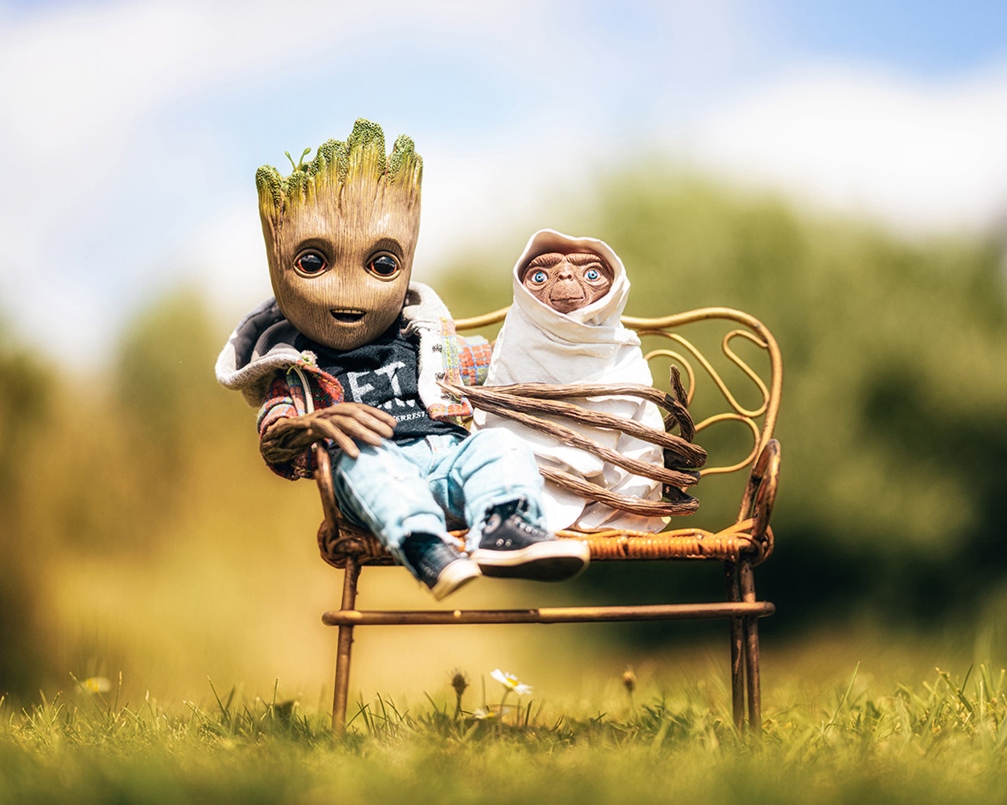Bench buddies.