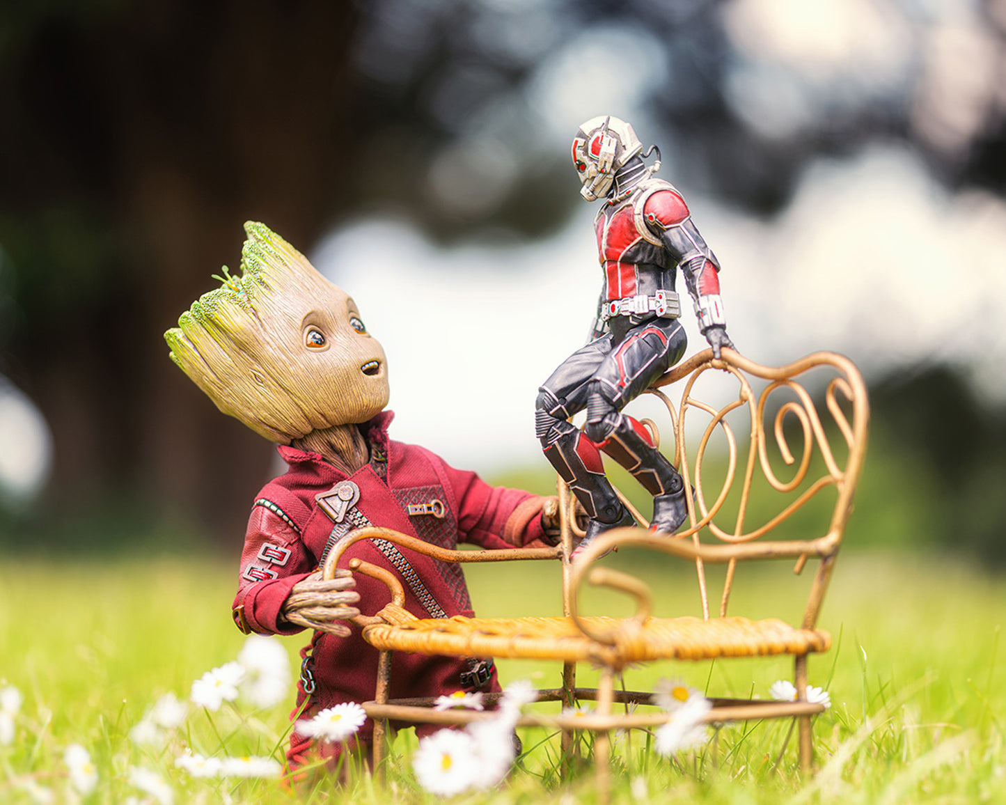 Tiny friends.